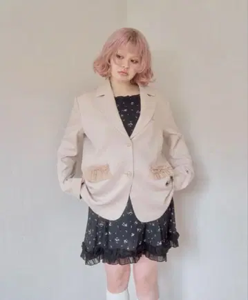 muguet 튤 프릴 테일러드 재킷