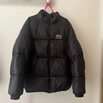 후즈후 갤러리의 다운 자켓