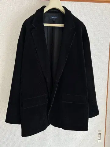 노티카 와이드 코듀로이 캐주얼 자켓 블랙