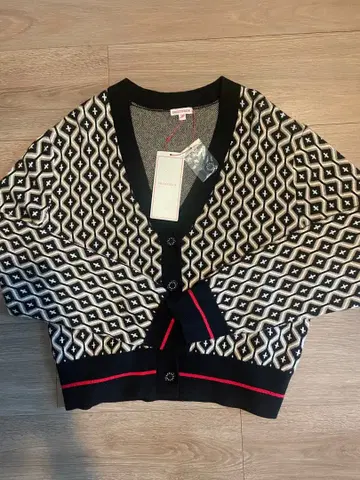 [ CLASSY. 11월호 게재 ] 크로스 다이아 자카드 가디건