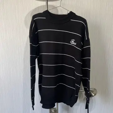 스트라이프 크루넥 스웨터 블랙