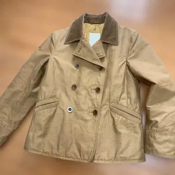 크로커다일 다운 코듀로이 옷깃 베이지 코트