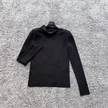 FOXEY 38 블랙 변형 옷깃 니트