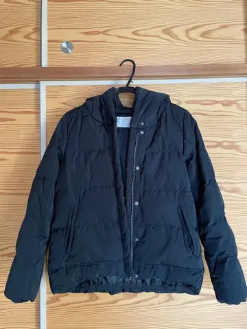 Discoat 후드 부착 다운 자켓