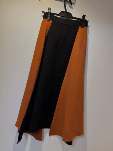 스콧 클럽 계열 롱 스커트 grand table