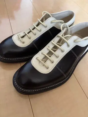 ZARA x HARRY LAMBERT 가죽 신발 42