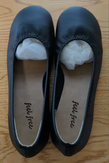 feel free 블랙 플랫슈즈