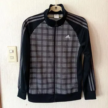 adidas 체크 무늬 집업 저지