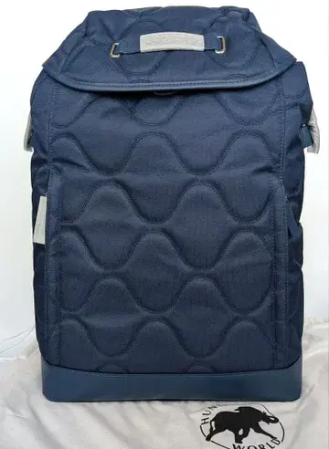 미사용 새상품 헌팅월드 코르테즈 럭색 로고 택 포함