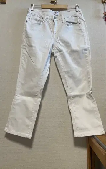 새상품급 SOMETHING 지인즈 팬츠