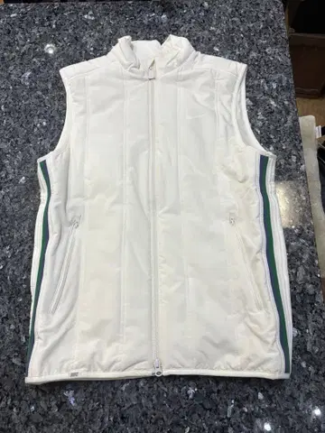 Nike 화이트 집업 충전솜 베스트 L