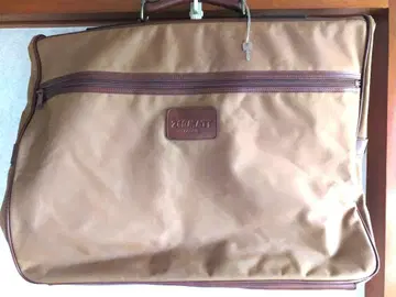 가먼트 백 브라운