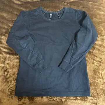 [레어!] BYBORRE 블랙 긴팔 티셔츠