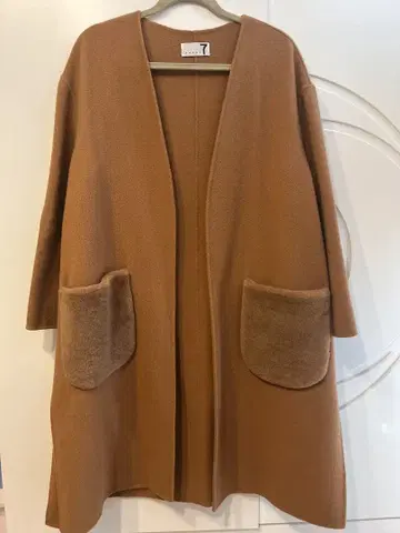 카멜 롱 코트 퍼 포켓 부착