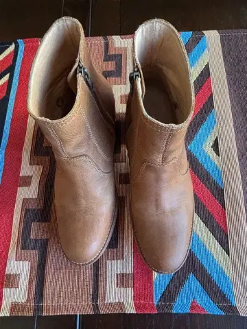 A.P.C 브라운 가죽 숏부츠