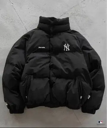 Perushu x MLB 콜라보 충전솜 스탠드넥 블루종 NY L 사이즈