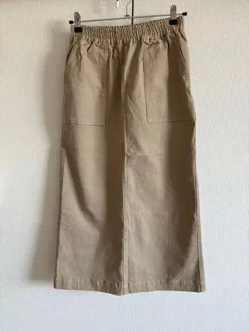 어반 리서치 서니 라벨 베이지 롱 스커트 허리밴딩