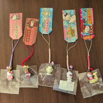 산리오 헬로키티 스트랩 끈 장식 지역 한정 세트
