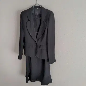 블랙 원피스 수트