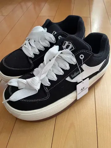 미사용 노스웨이브 Espresso Chilli Suede 29cm