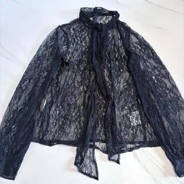 로얄 파티 보타이 레이스 셔츠