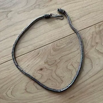 실버 스네이크 체인 목걸이