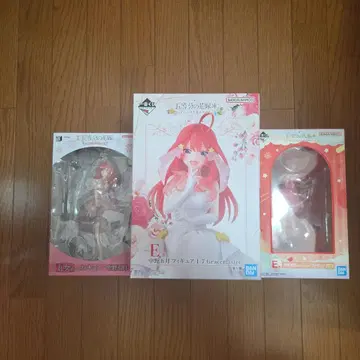 5등분의 신부 나카노 이츠키 피규어 3개 세트