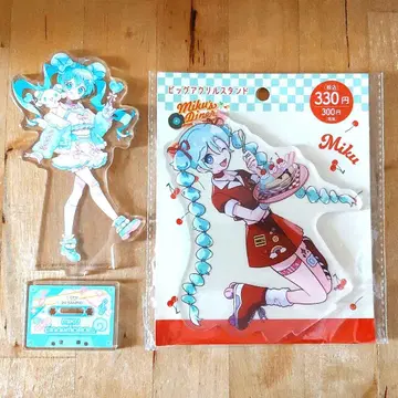 하츠네 미쿠 x 시나몬 롤 빅 아크릴 스탠드 2개 세트