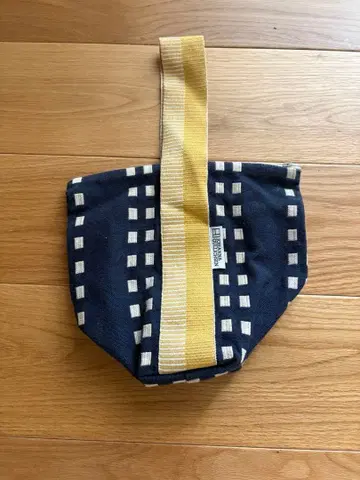 요한나 그리크센 테트라 백