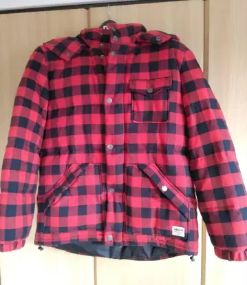 QUIK SILVER 다운 자켓 (사이즈: L 색상: 빨간색/블랙 체크)