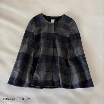 BARNYARDSTORM 블록 체크 패턴 울 케이프 코트