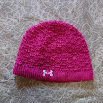 가을/겨울 러닝용 여성용 Under Armour 핑크 비니