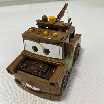 토미카 카즈 미터 기지로 변신! 미터