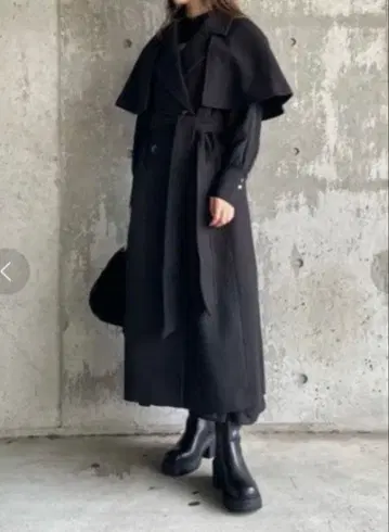 리엔다 블랙 케이프 스타일 롱베스트