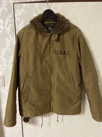 Alpha Industries N-1 덱 자켓