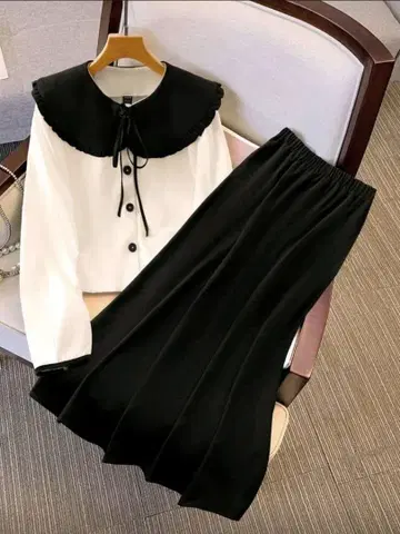 프릴 달린 옷깃의 화이트 블랙 셋업 24