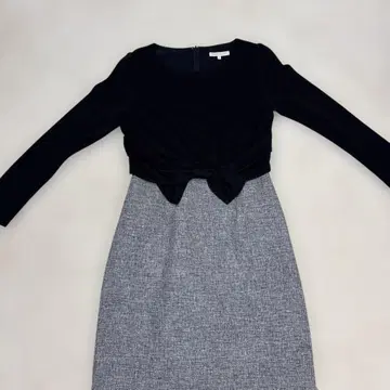 블랙과 그레이의 무릎 기장 원피스 리본 귀여운 프로포션