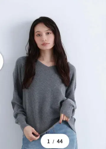 새상품급 내추럴 뷰티 베이직 FOX 혼 젠틀리 시리즈 V넥