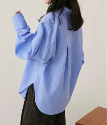 벌룬 슬리브 파랑 버튼 포함 셔츠
