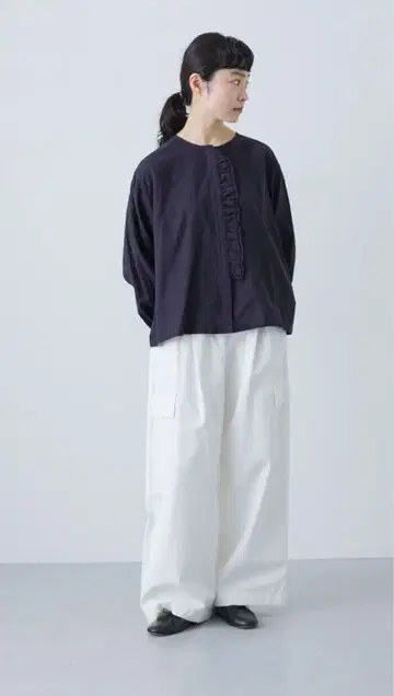 [택 포함 새상품] 카구레 유틸리티 이지 팬츠 화이트