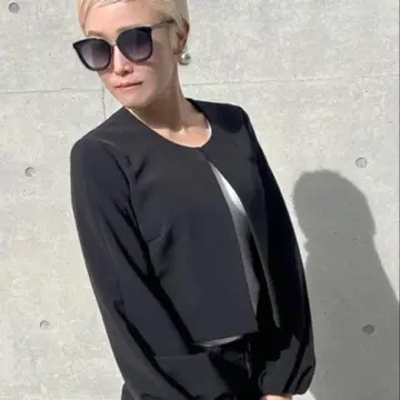 새상품급 JENNE 제엔느 볼레로 자켓 M 사이즈 블랙