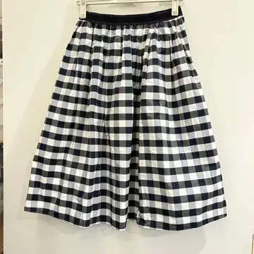허리밴딩 블랙 화이트 체크 풍성한 플레어 스커트 60cm