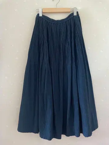 시삼코보 핀턱 스커트 네이비 나염 수제