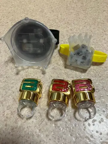 BIGBANG G-DRAGON 지용 영배 탑 반지 라이트 세트