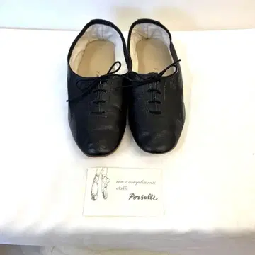 E. Porselli 블랙 플랫슈즈