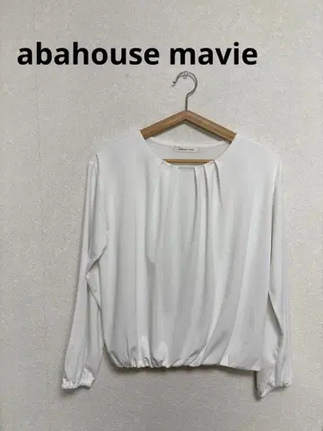 새상품급 [ abahouse mavie ] 긴팔 상의