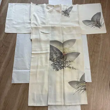 호몬기 화이트 가을  국화 난 억새 이중 기모노