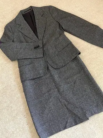 마가렛호웰 그레이 수트