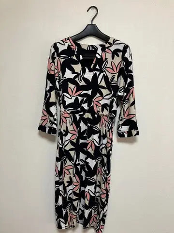 꽃무늬 3/4 소매 원피스