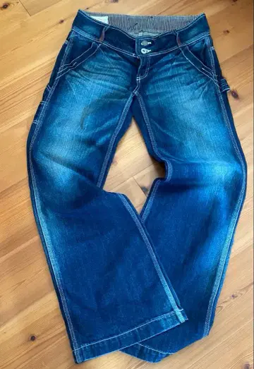 베티스미스 귀여운 페인터 데님 로우웨스트 사이즈 L 새상품